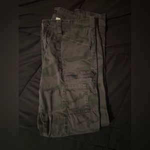 Womens Light Camo Straight Pant Cargos
